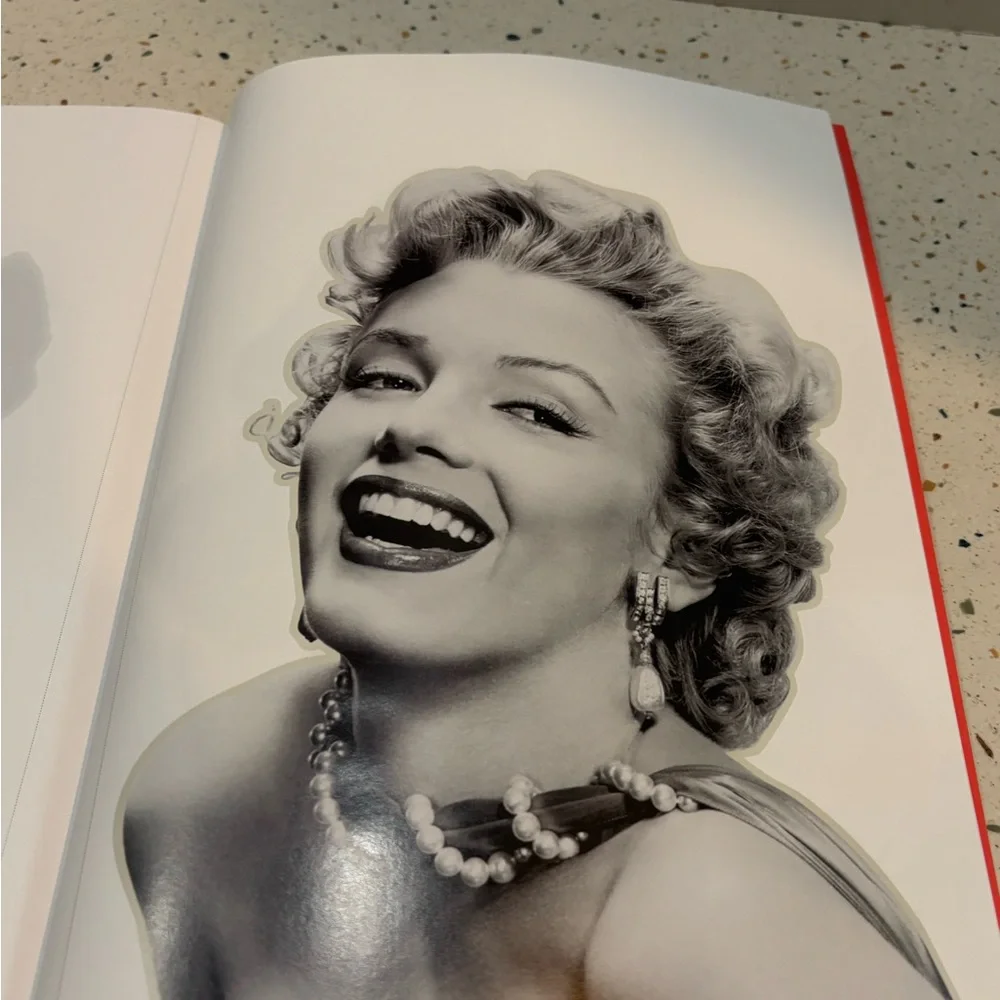 Extraordinary Things to Cut‎ Out and Collage by Maria Rivans – Over 1500 Images